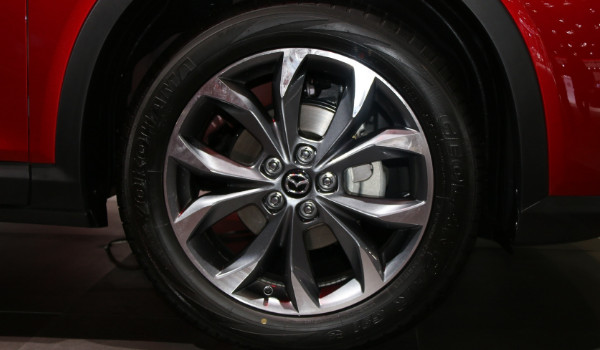 马自达cx4的轮胎是什么牌子 韩泰轮胎和优科豪马轮胎