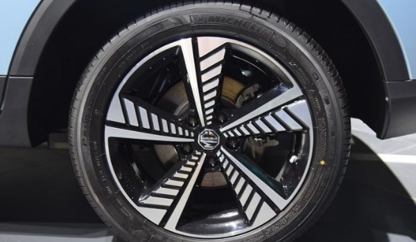 名爵zs的轮胎型号 名爵zs轮胎型号规格(215/55 r17)