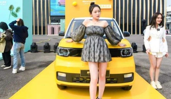 五菱宏光迷你mini版电动车价格 2021款mini仅售3万(续航可达170km)
